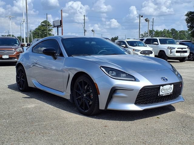 Used 2025 Toyota GR86 Premium RWD image 3