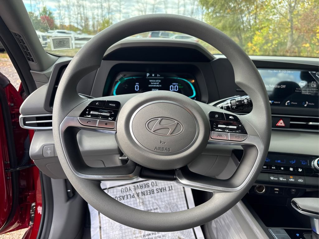 New 2025 Hyundai Elantra Blue image 22