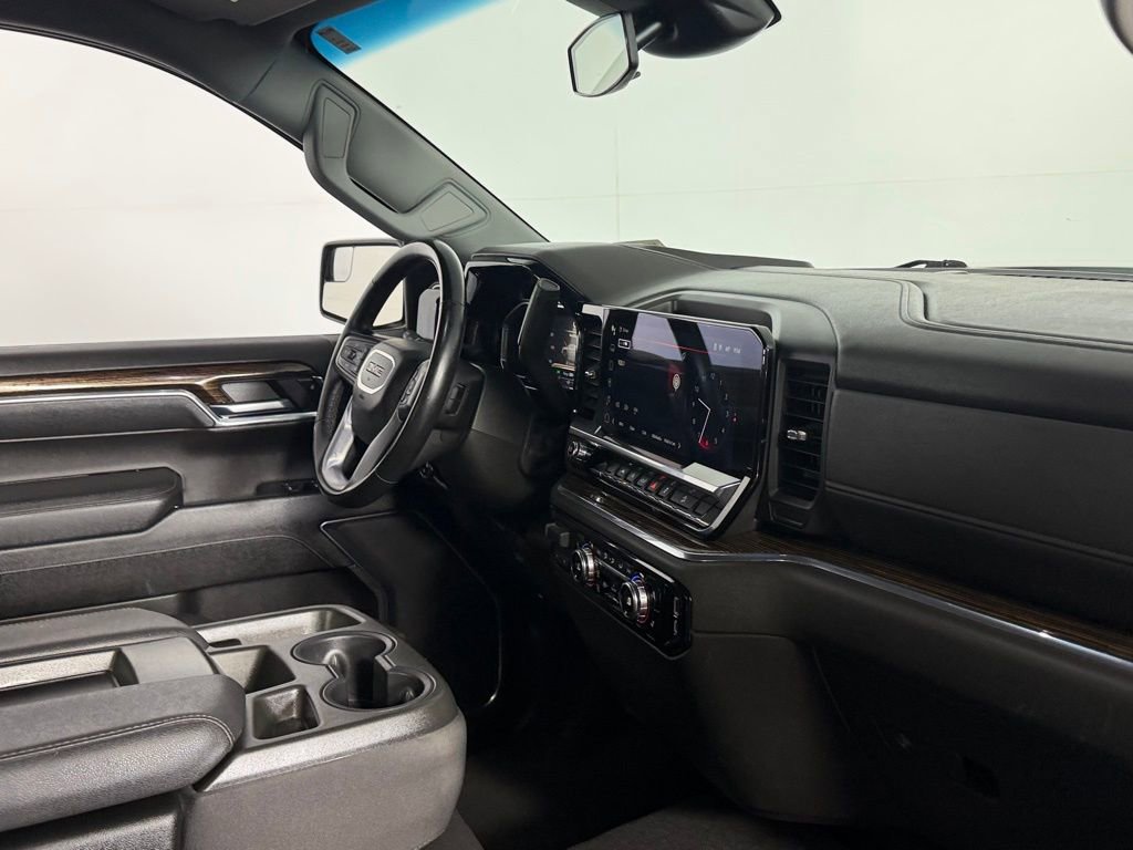 Used 2023 GMC Sierra 1500 SLE image 31