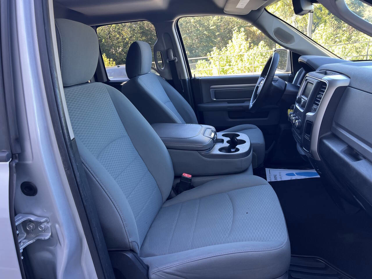 Used 2015 RAM 1500 Classic SLT image 12