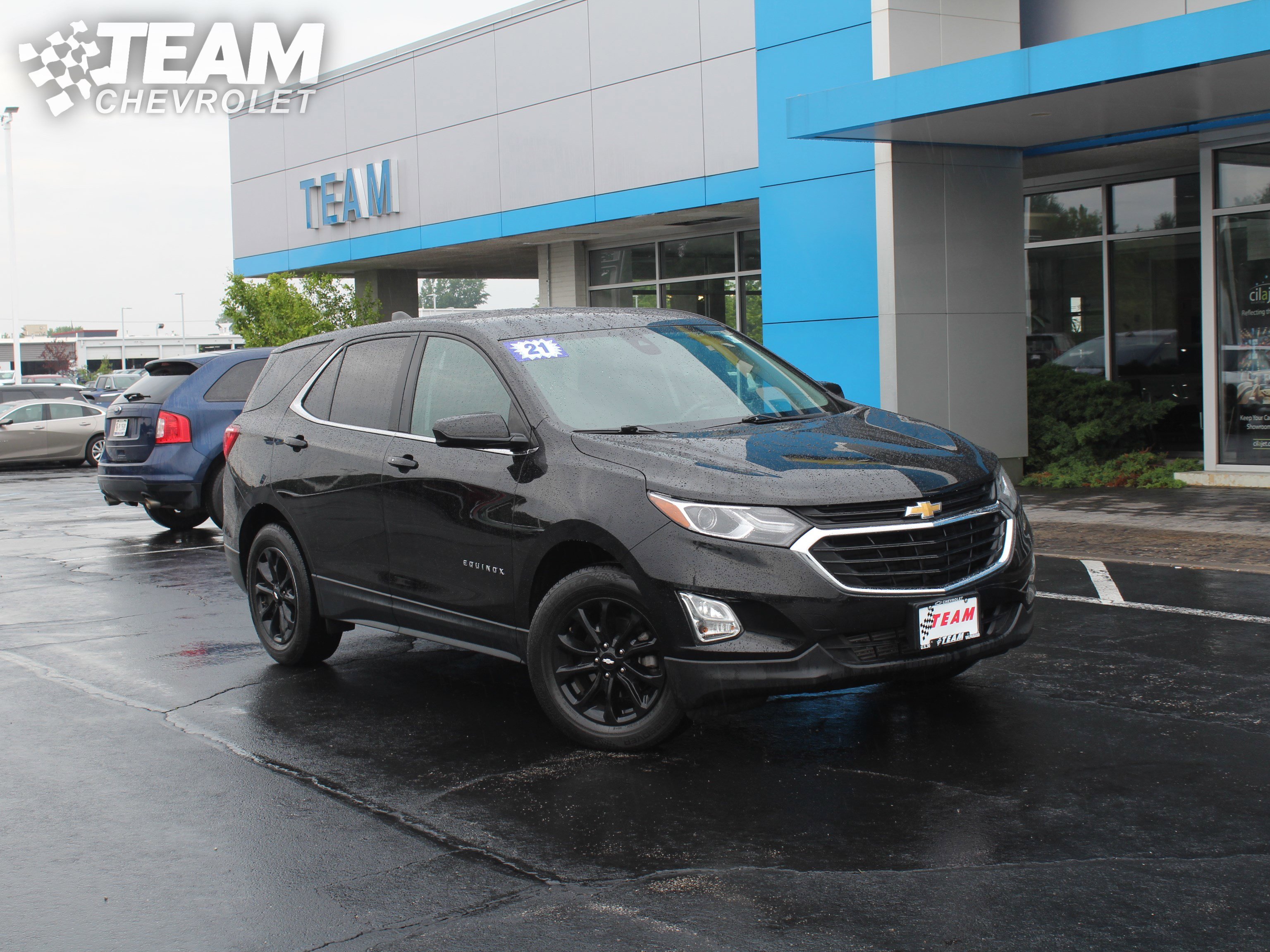 Used 2021 Chevrolet Equinox LT AWD/4WD image 2