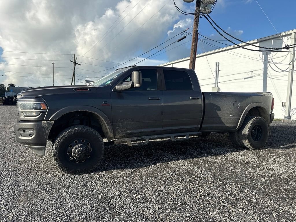 Used 2021 RAM 3500 Laramie w/ Night Edition AWD/4WD image 4