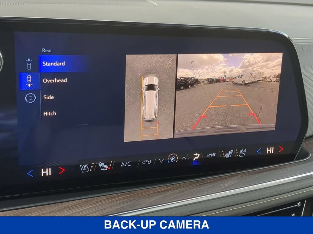 New 2026 Chevrolet Suburban Premier w/ Sun And Tow Package AWD/4WD image 15