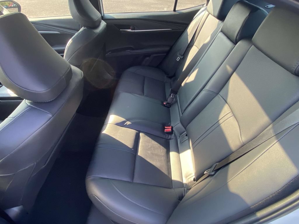 Used 2025 Toyota Camry XSE FWD image 10