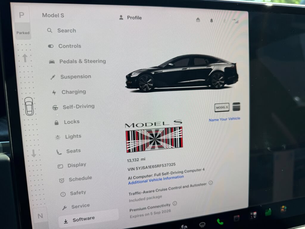 Used 2024 Tesla Model S Plaid AWD/4WD image 2