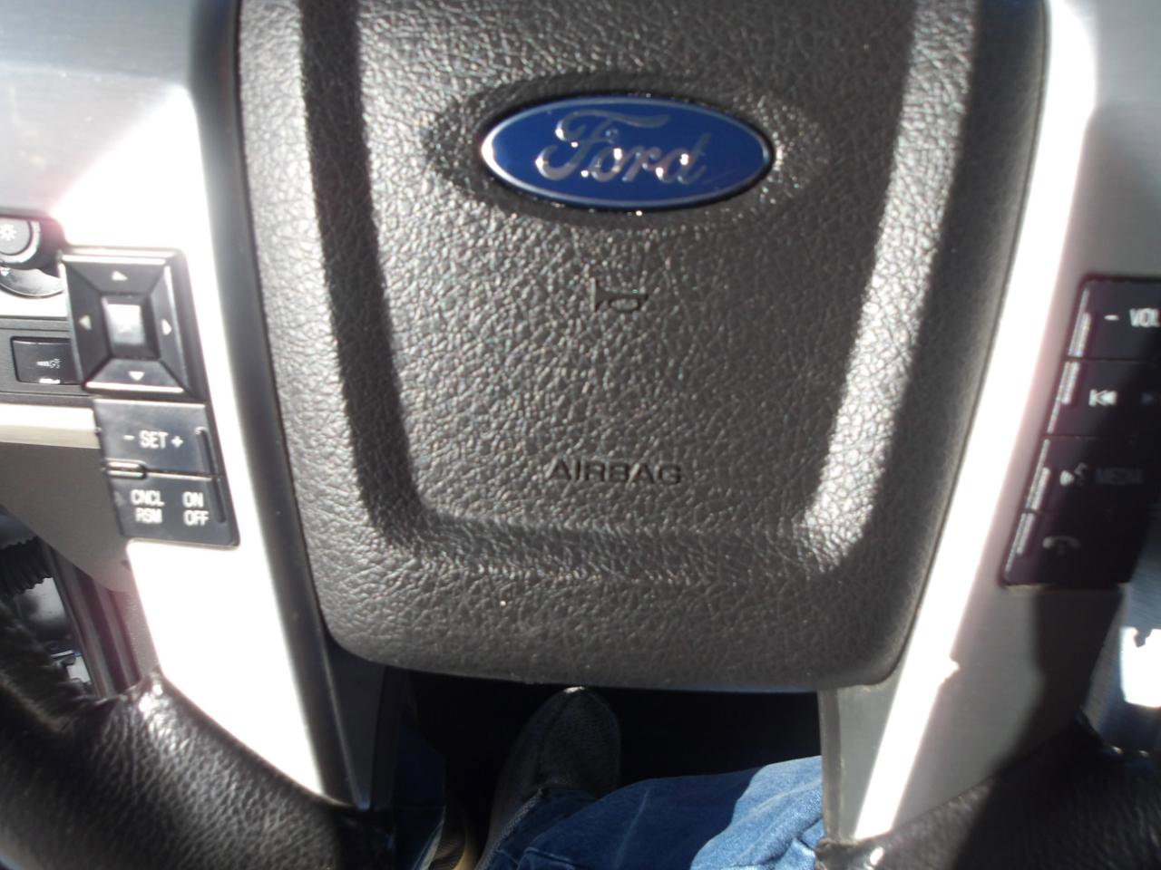 Used 2014 Ford F150 Platinum image 20