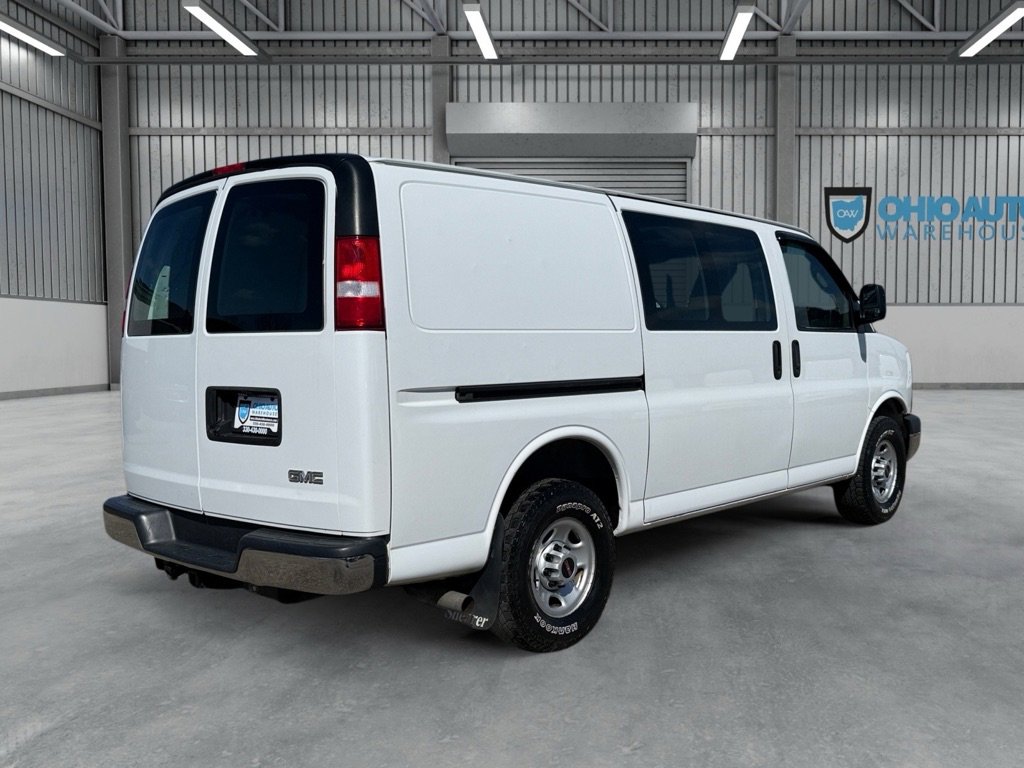 Used 2018 GMC Savana 2500 w/ Driver Convenience Package image 8