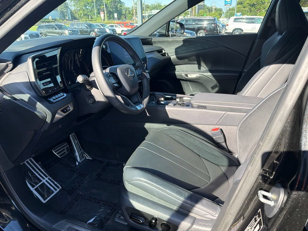 Used 2023 Lexus RX 500h F Sport w/ Cold Area Package AWD/4WD image 39