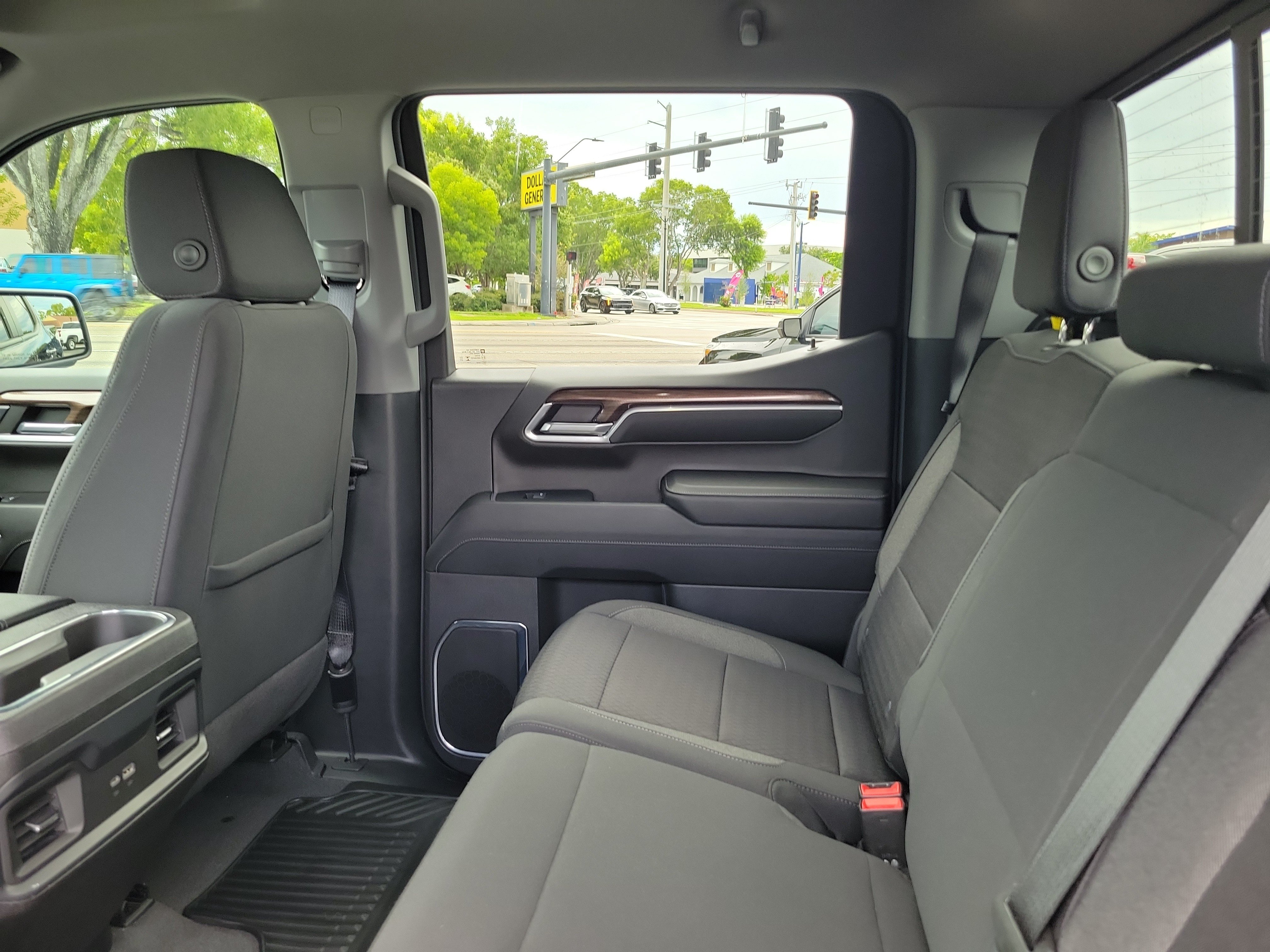 Used 2024 Chevrolet Silverado 1500 RST w/ Convenience Package II AWD/4WD image 10