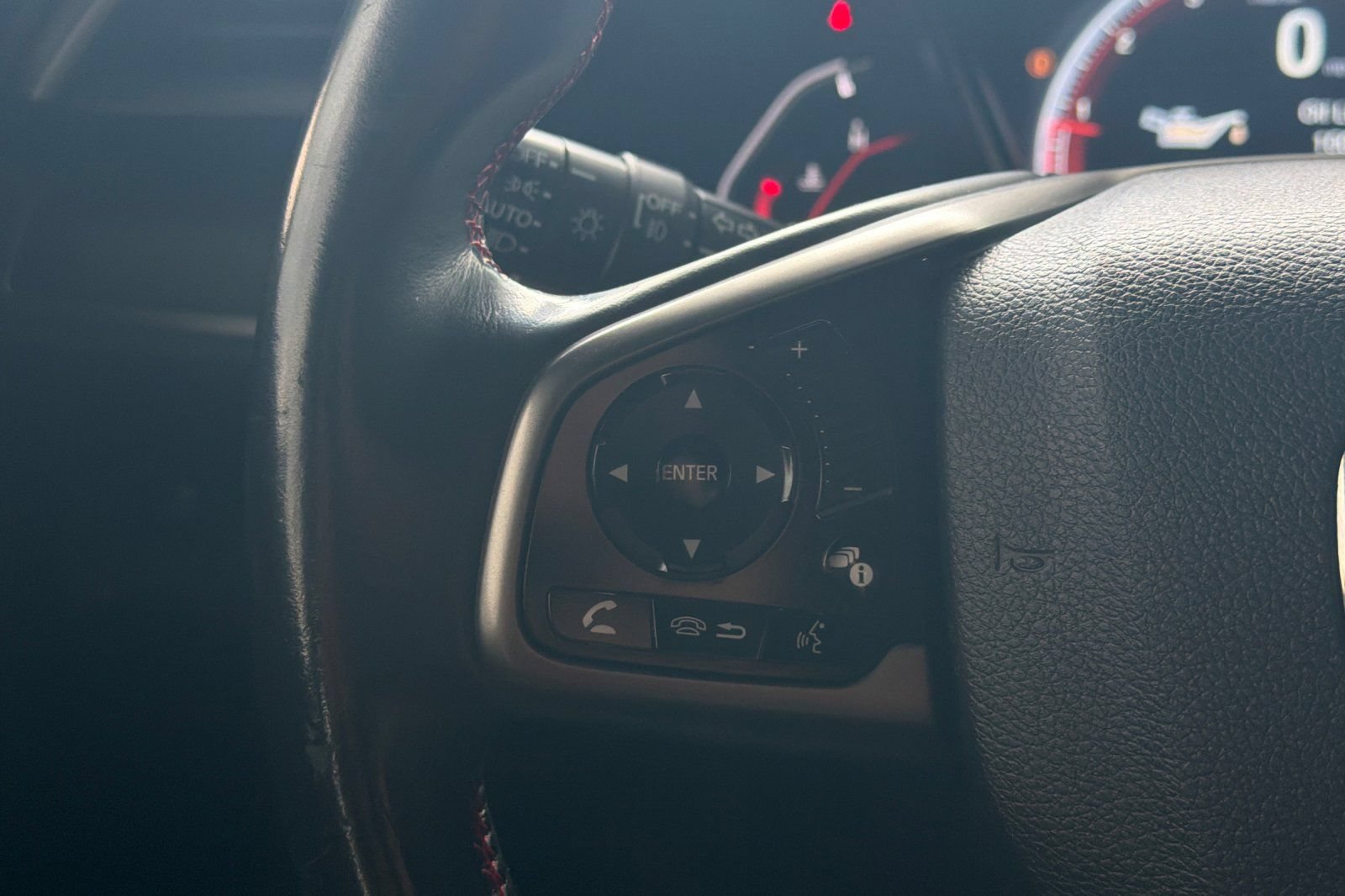 Used 2018 Honda Civic Si image 26