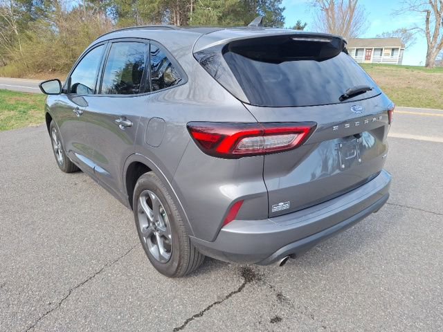 Certified 2024 Ford Escape ST-Line image 5