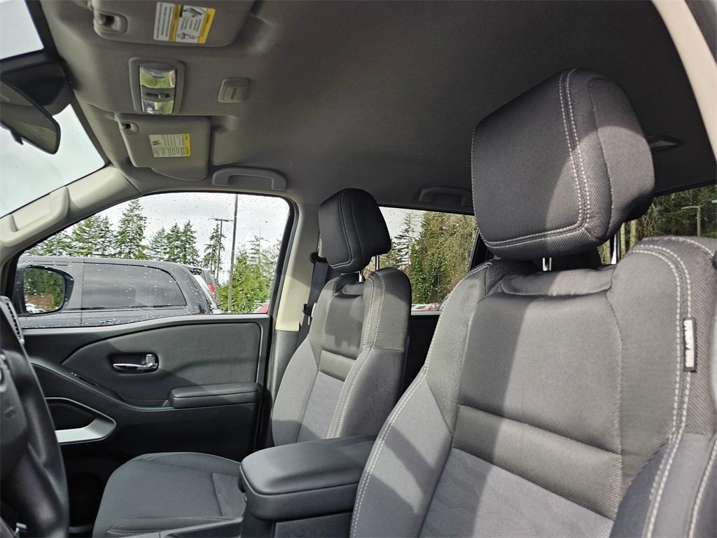 Used 2023 Nissan Frontier SV w/ Technology Package image 28