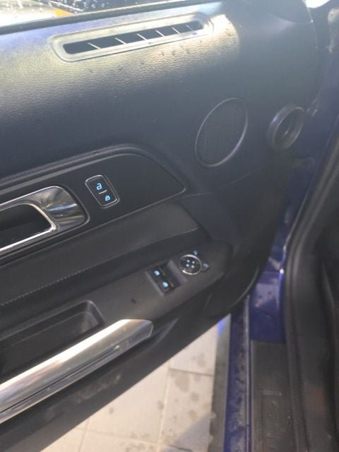 Used 2015 Ford Mustang Coupe w/ Equipment Group 051A RWD image 17