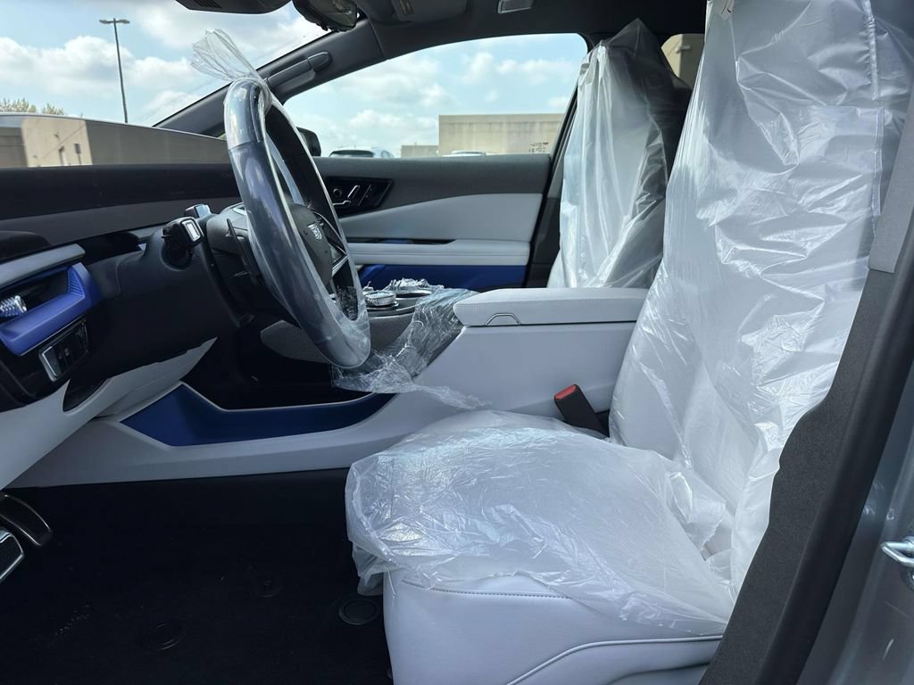 New 2027 Cadillac Optiq Luxury RWD image 8