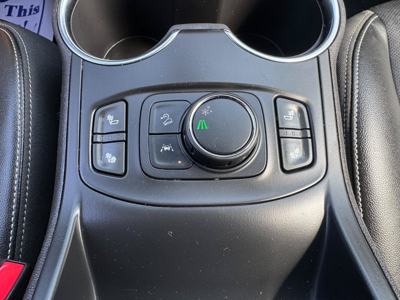 Used 2024 GMC Terrain SLT FWD image 27
