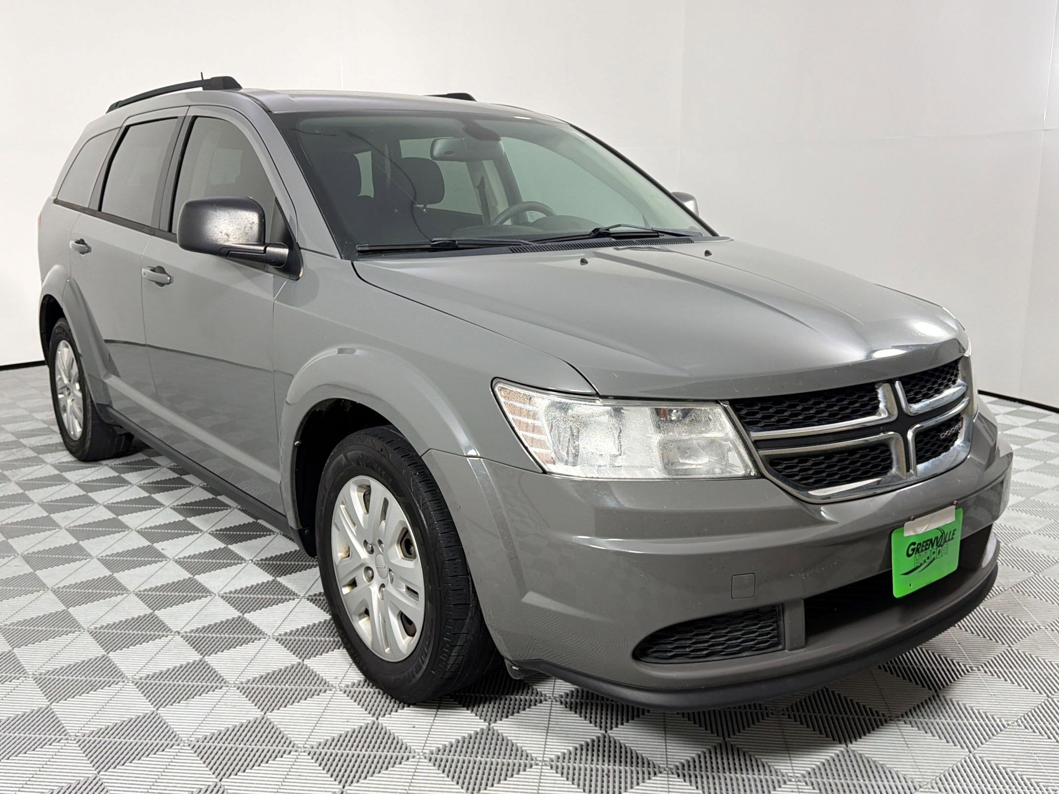Used 2019 Dodge Journey SE FWD image 7