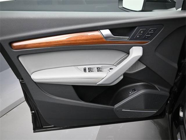 Used 2023 Audi Q5 2.0T Premium Plus image 11