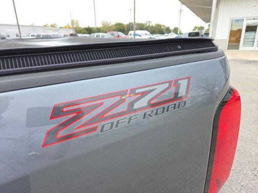 Used 2022 Chevrolet Colorado Z71 w/ Trail Boss Package AWD/4WD image 14