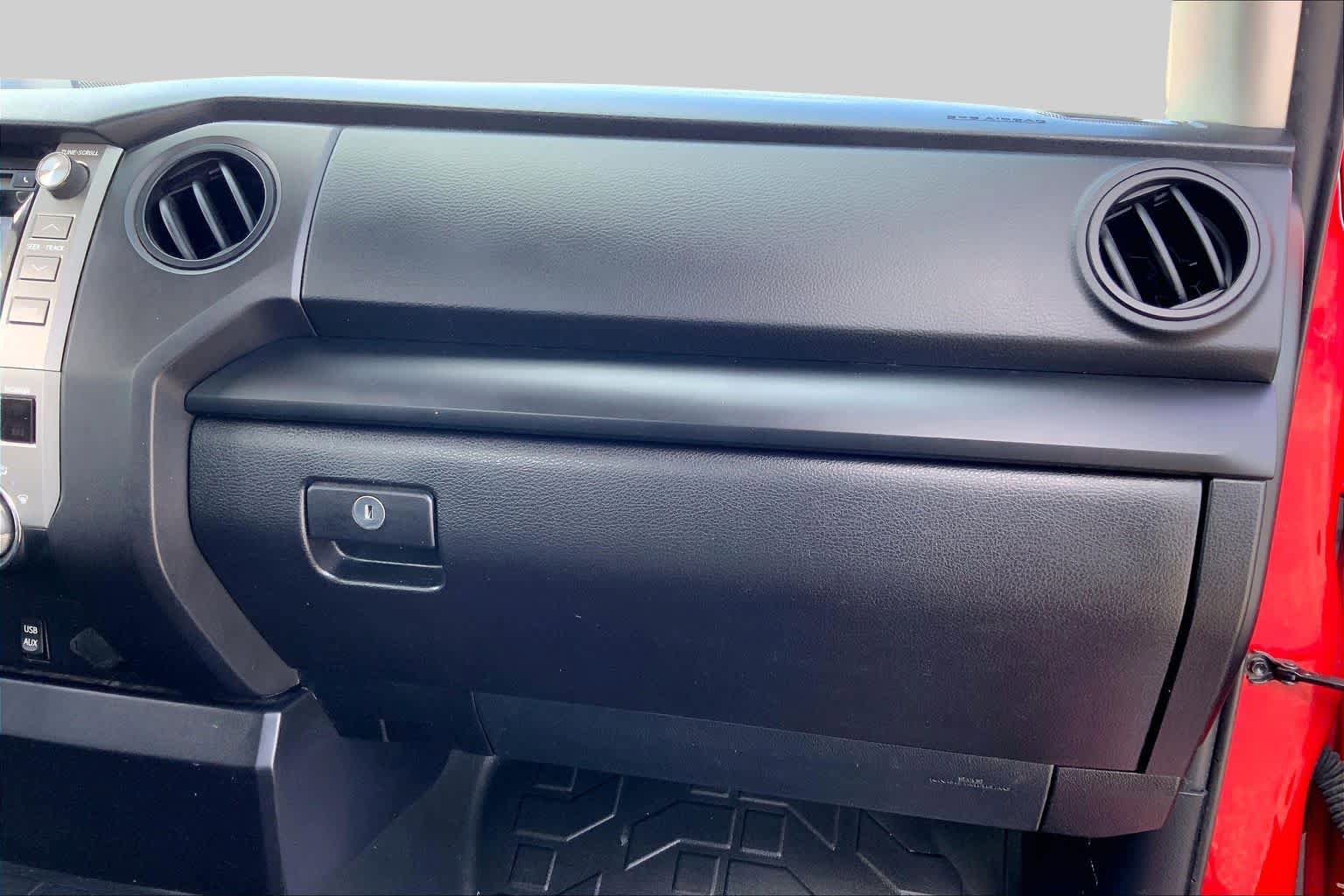 Used 2014 Toyota Tundra SR RWD image 18