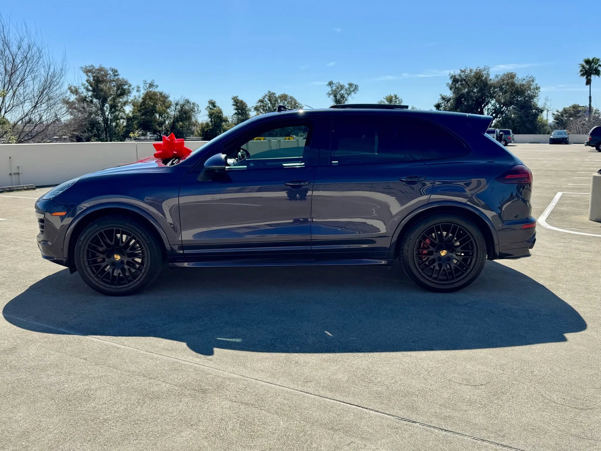 Used 2018 Porsche Cayenne GTS w/ Premium Package Plus AWD/4WD image 9