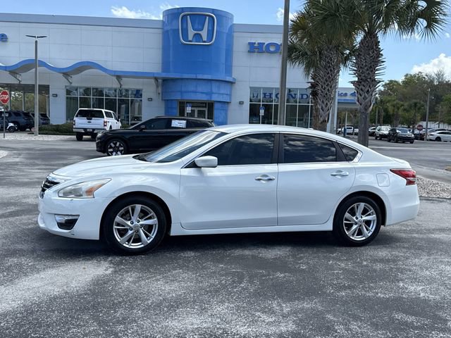Used 2013 Nissan Altima 2.5 SV image 11