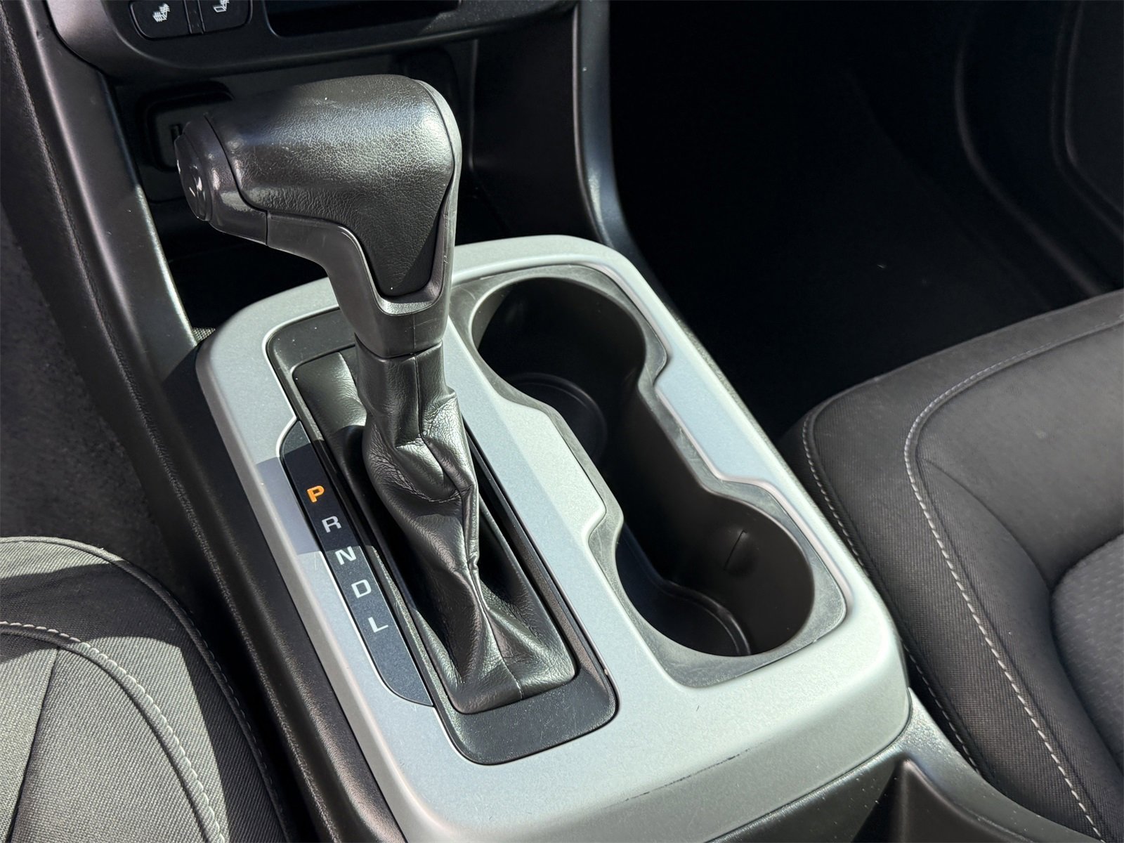 Used 2021 Chevrolet Colorado LT w/ Safety Package image 22