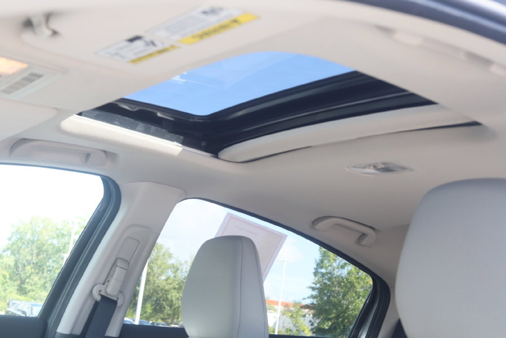Used 2021 Honda HR-V EX image 3