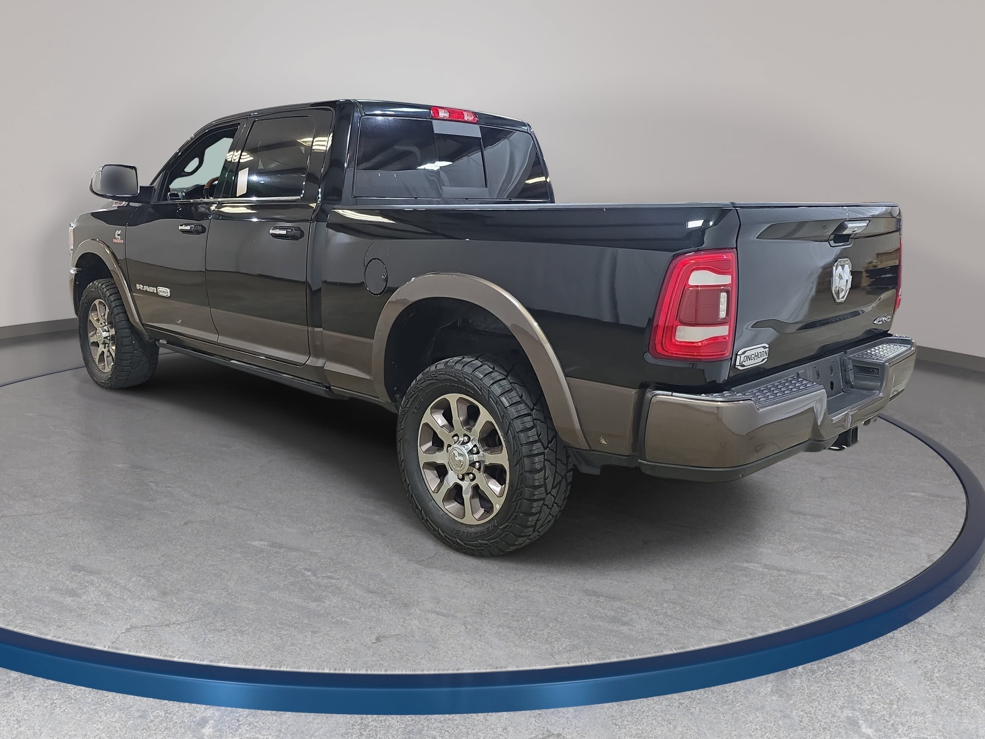 Used 2022 RAM 2500 Limited AWD/4WD image 8
