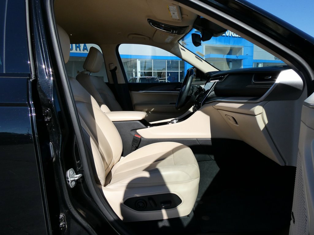 Used 2021 Jeep Grand Cherokee L Limited image 13