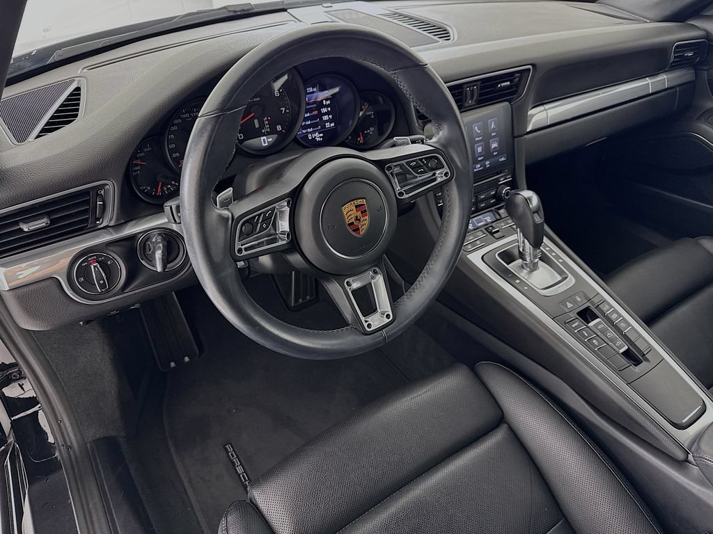Certified 2019 Porsche 911 Carrera RWD image 4