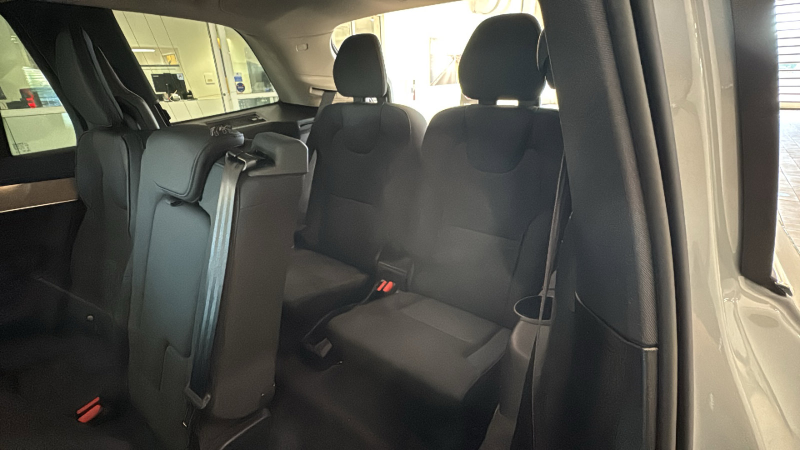 New 2026 Volvo XC90 B6 Plus w/ Protection Package Premier AWD/4WD image 29