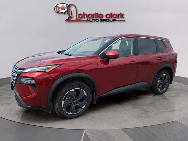 Certified 2025 Nissan Rogue SV image 2