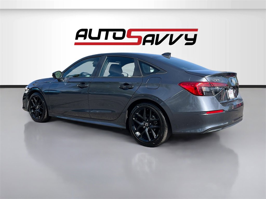 Used 2023 Honda Civic Sport image 5