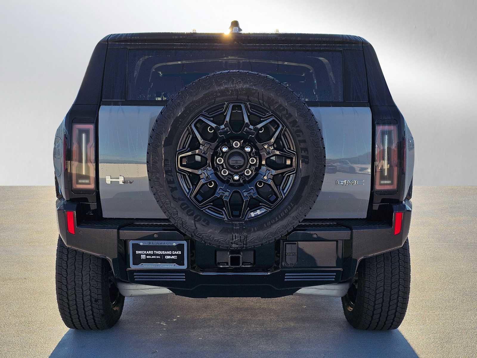 New 2026 GMC Hummer EV SUV image 4