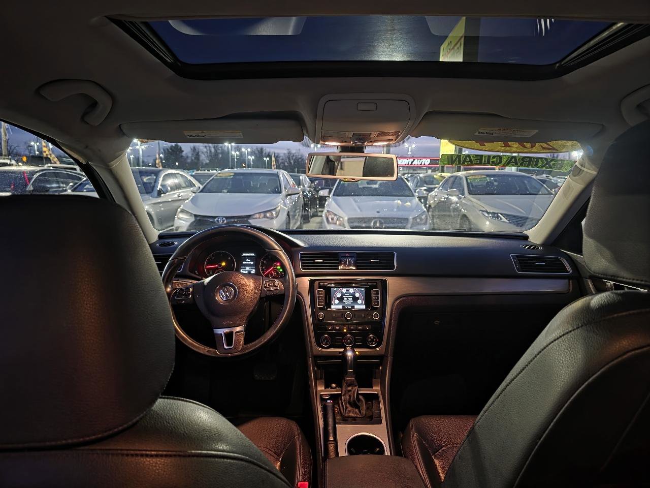 Used 2014 Volkswagen Passat TDI SE FWD image 23