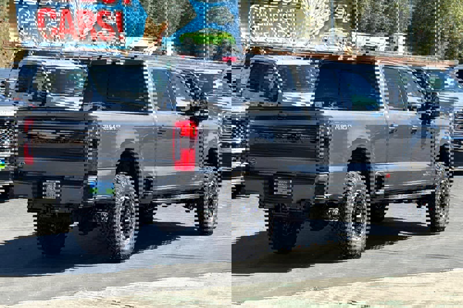 New 2026 Ford F350 Platinum w/ Tremor Off-Road Package AWD/4WD image 5