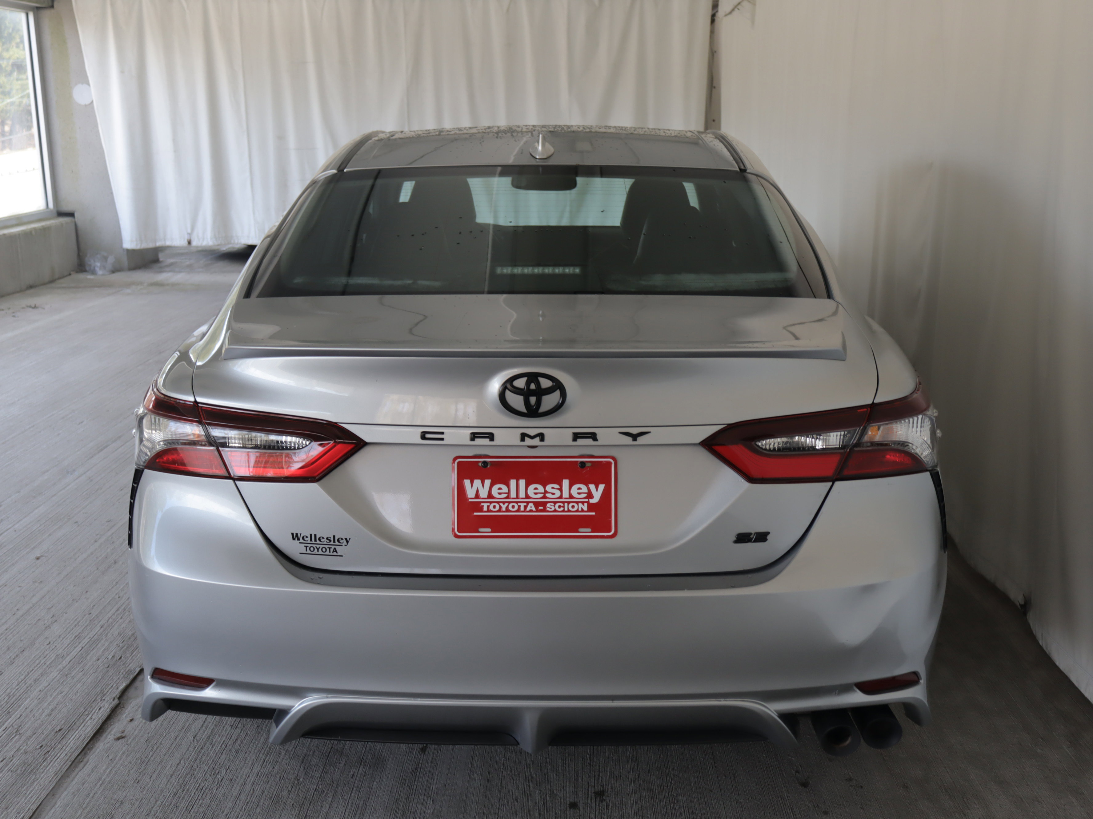 Used 2021 Toyota Camry SE w/ Convenience Package FWD image 24