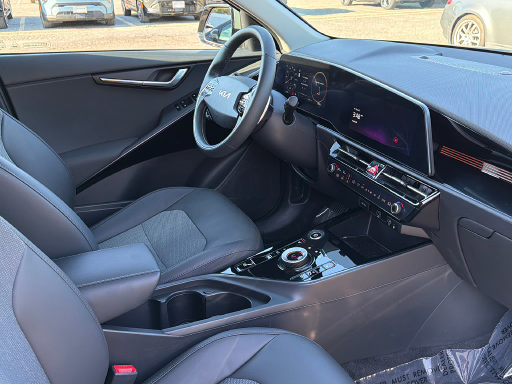 Used 2023 Kia Niro Wind FWD image 15