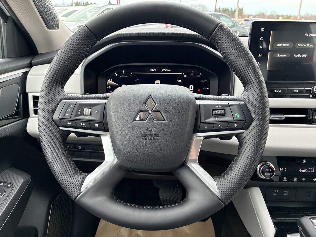 New 2026 Mitsubishi Outlander SE image 22