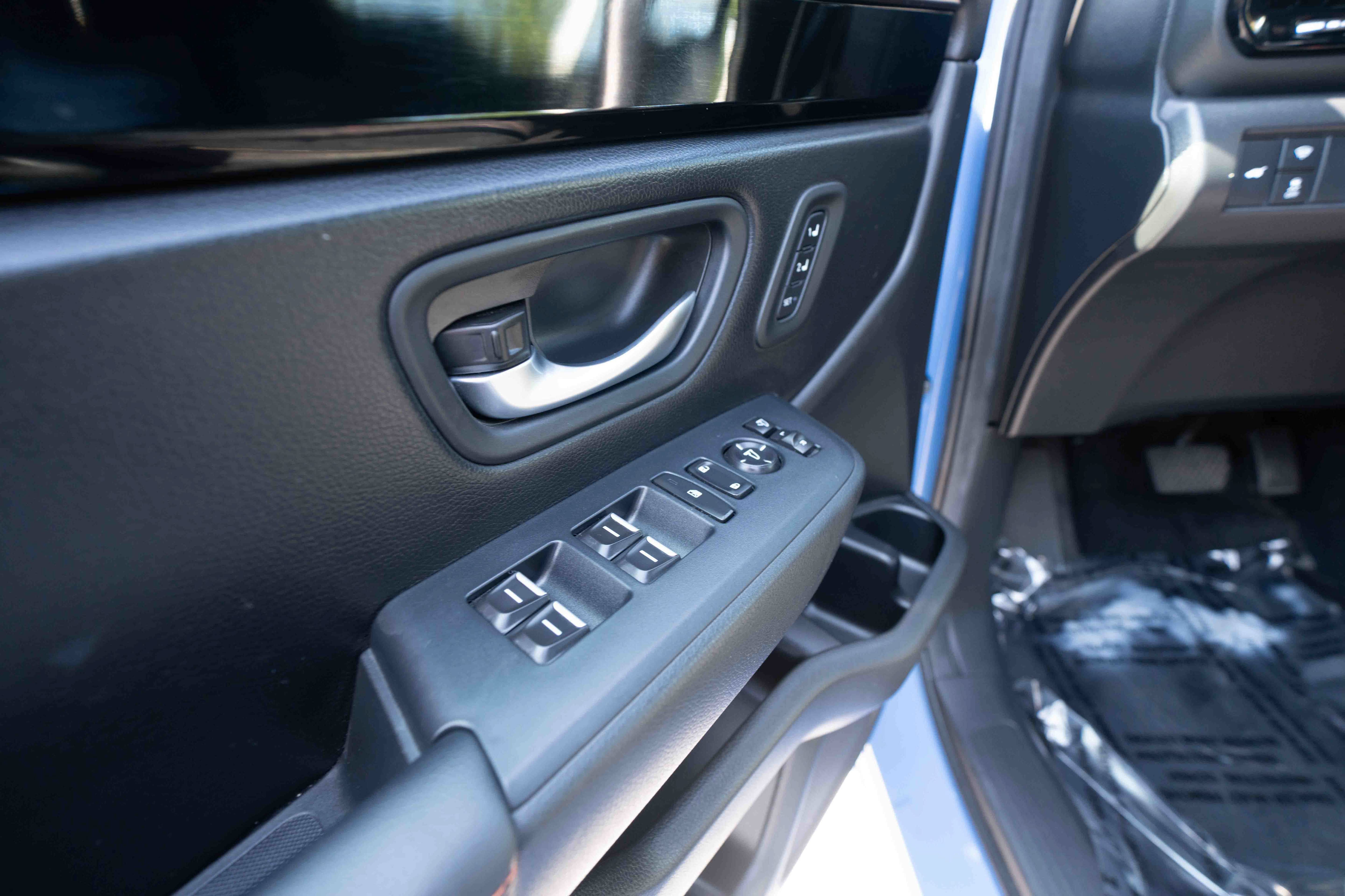 Certified 2025 Honda Pilot TrailSport image 7