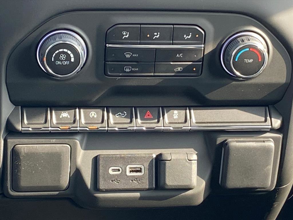 New 2026 Chevrolet Silverado 1500 Custom w/ Turbomax Blackout Package AWD/4WD image 10
