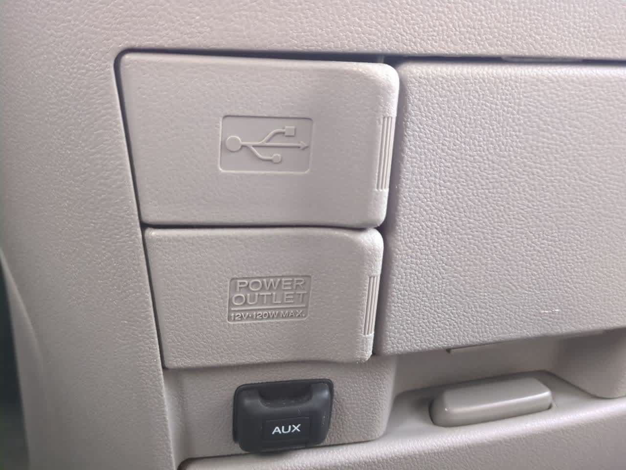 Used 2015 Honda Odyssey EX-L image 32