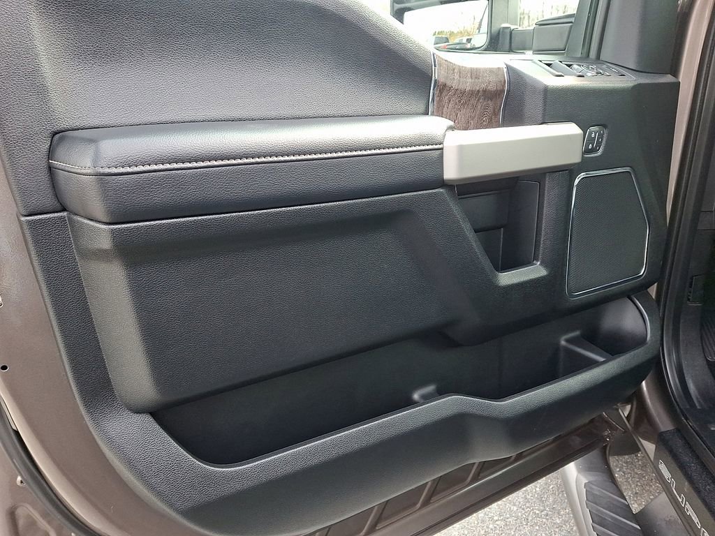 Used 2019 Ford F250 Lariat w/ Lariat Ultimate Package image 12