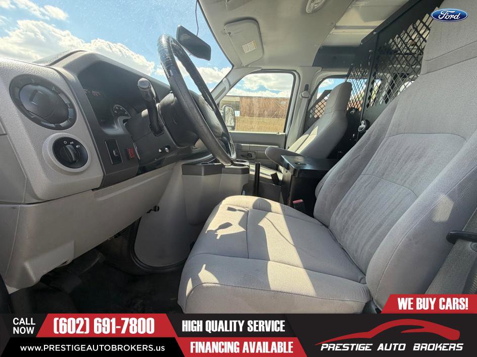 Used 2012 Ford E-150 and Econoline 150 image 2