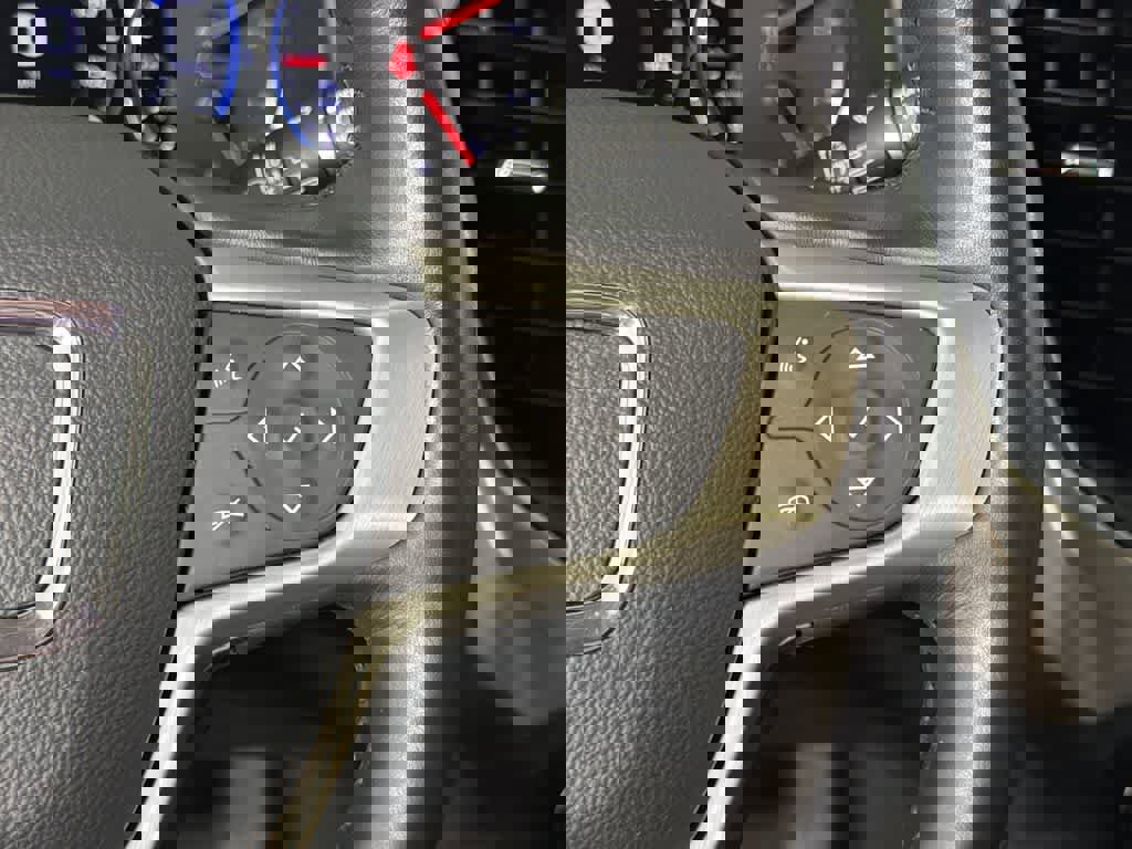 Certified 2022 GMC Acadia Denali w/ Denali Ultimate Package image 35