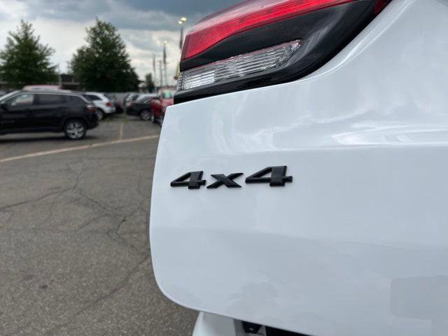 Certified 2021 Jeep Grand Cherokee Laredo X image 35