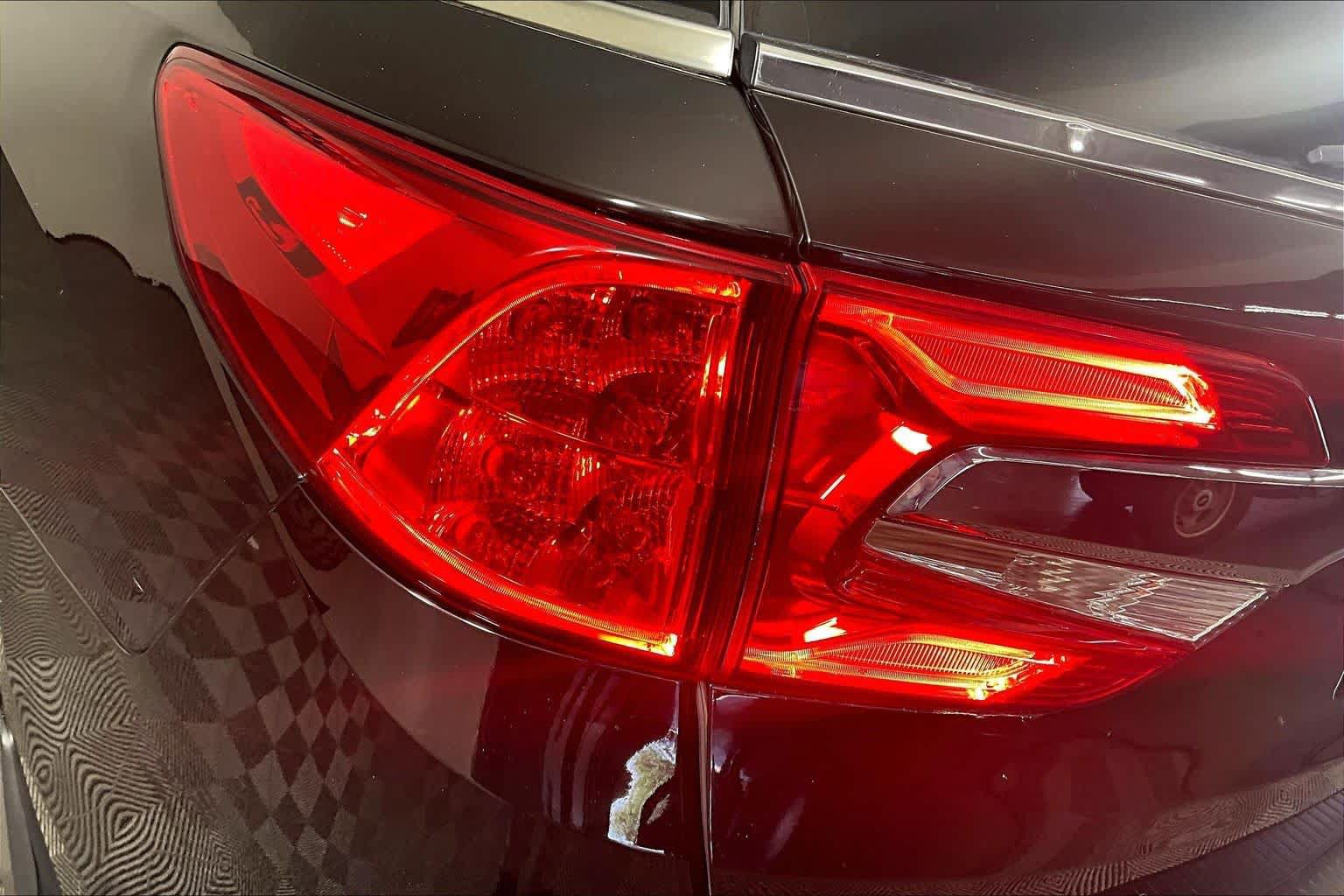 Used 2019 Honda Odyssey EX-L image 27