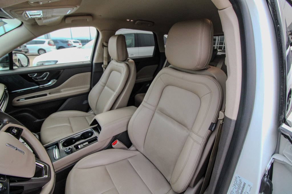 Used 2020 Lincoln Corsair AWD w/ Equipment Group 101A image 14