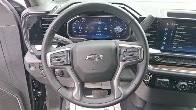 Used 2026 Chevrolet Silverado 1500 RST AWD/4WD image 16