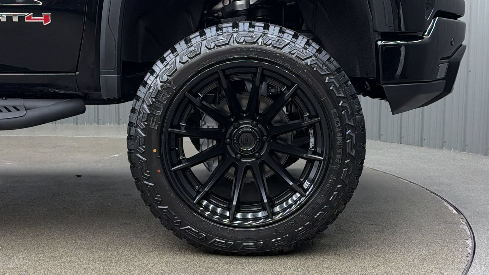 Used 2026 GMC Sierra 1500 AT4 w/ AT4 Premium Package AWD/4WD image 9